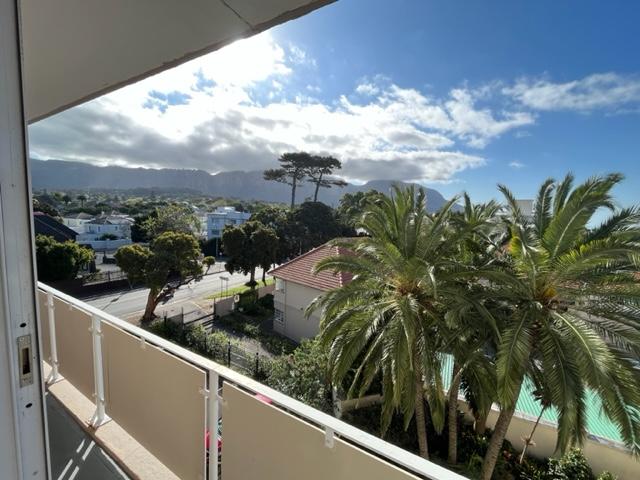 To Let 2 Bedroom Property for Rent in Kenilworth Upper Western Cape